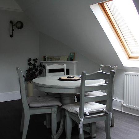 Lovely 3 Bed Condo Reigate Kültér fotó