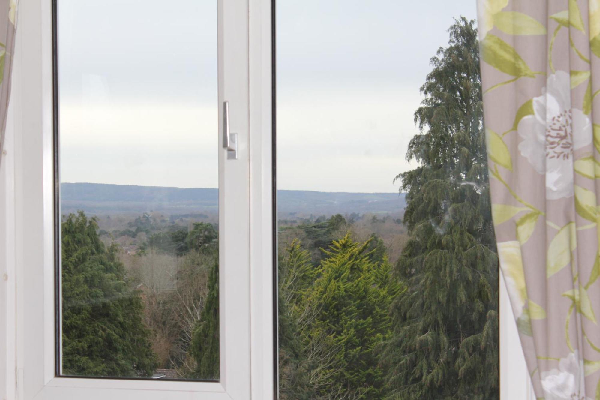 Lovely 3 Bed Condo Reigate Kültér fotó